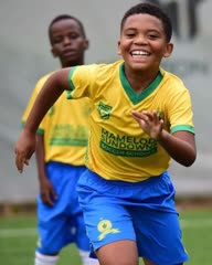 Football friendships and coaching in the UK and South Africa